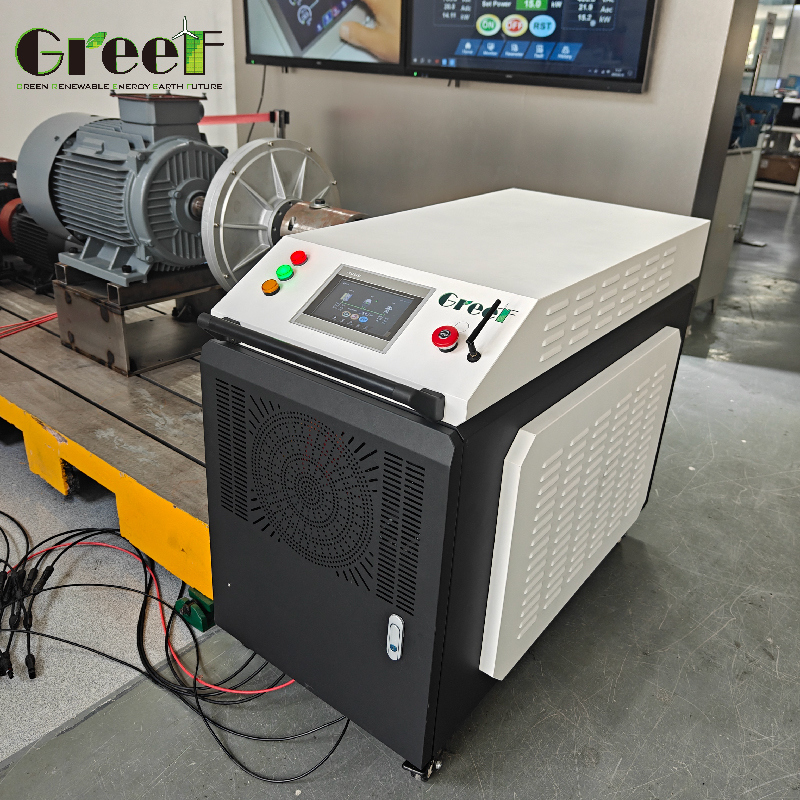 Bộ biến tần điện ngoài lưới điện áp vào định mức 400V với dải điện áp DC 580-1000V và hiệu suất tối đa 98.9%